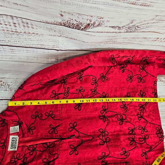 Chico's Red 100% Silk Jacket Black Embroidery Size 3 (XL) Asian Inspired Print - Picture 7 of 10